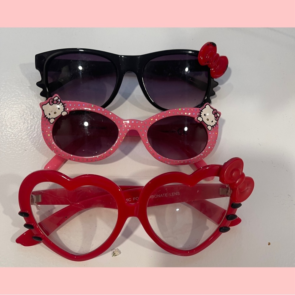 Hello kitty sun glasses Sanrio lot